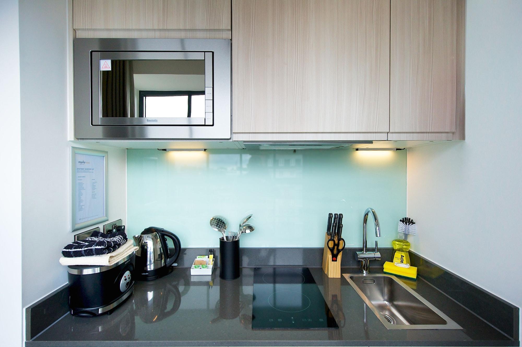 Lejlighedshotel Staycity Deptford Bridge Station London