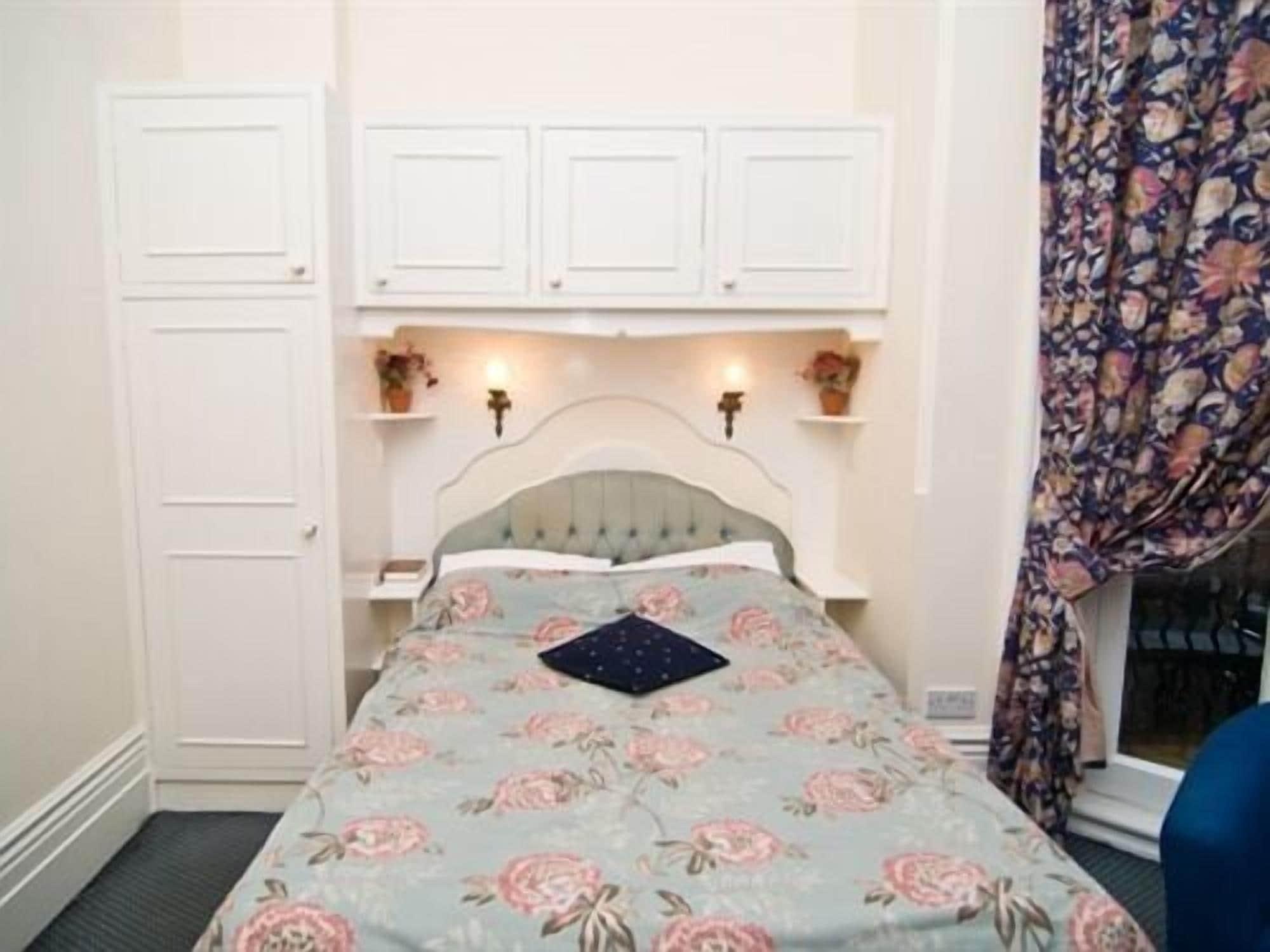Maranton House Kensington