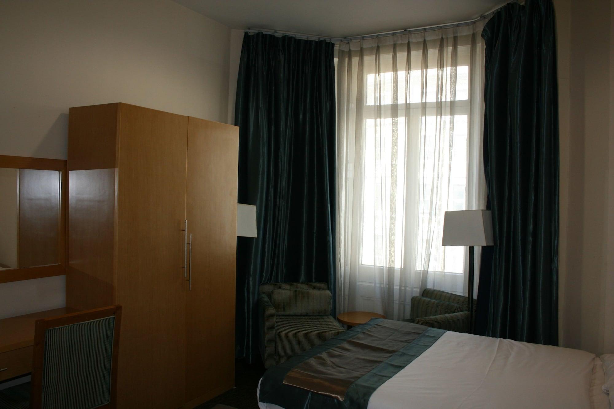 Hotell Cromwell 3*