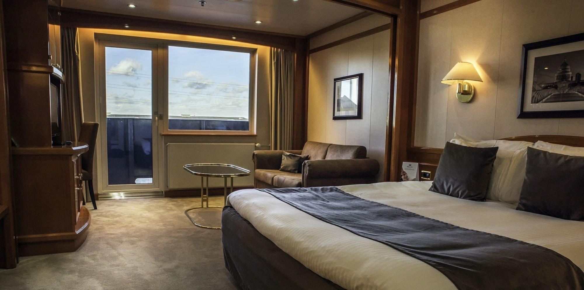 Sunborn Yacht Hotell London