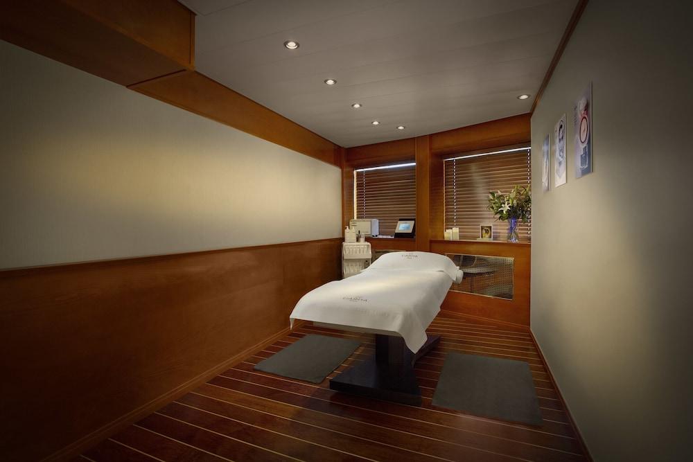 Hotell Sunborn Yacht
