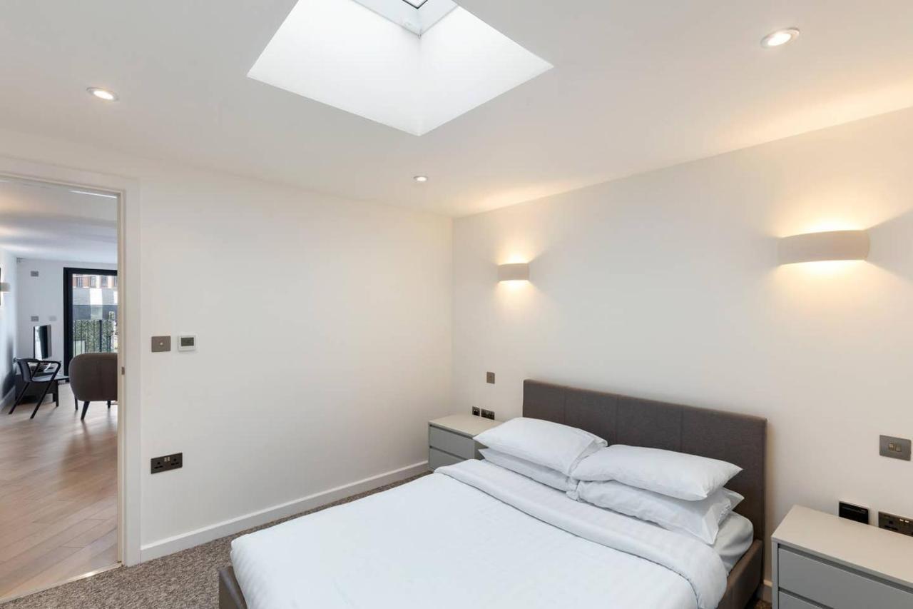 Stunning 1 Bedroom Flat Lägenhet *