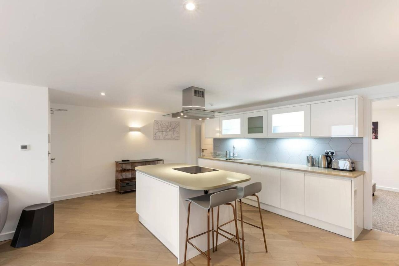 Stunning 1 Bedroom Flat Lägenhet *