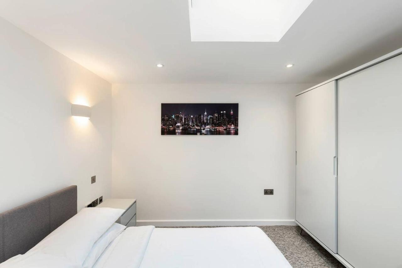 Stunning 1 Bedroom Flat Lägenhet *