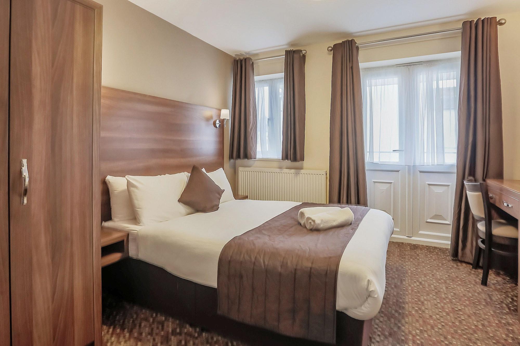 Regent Excel Hotel 3*
