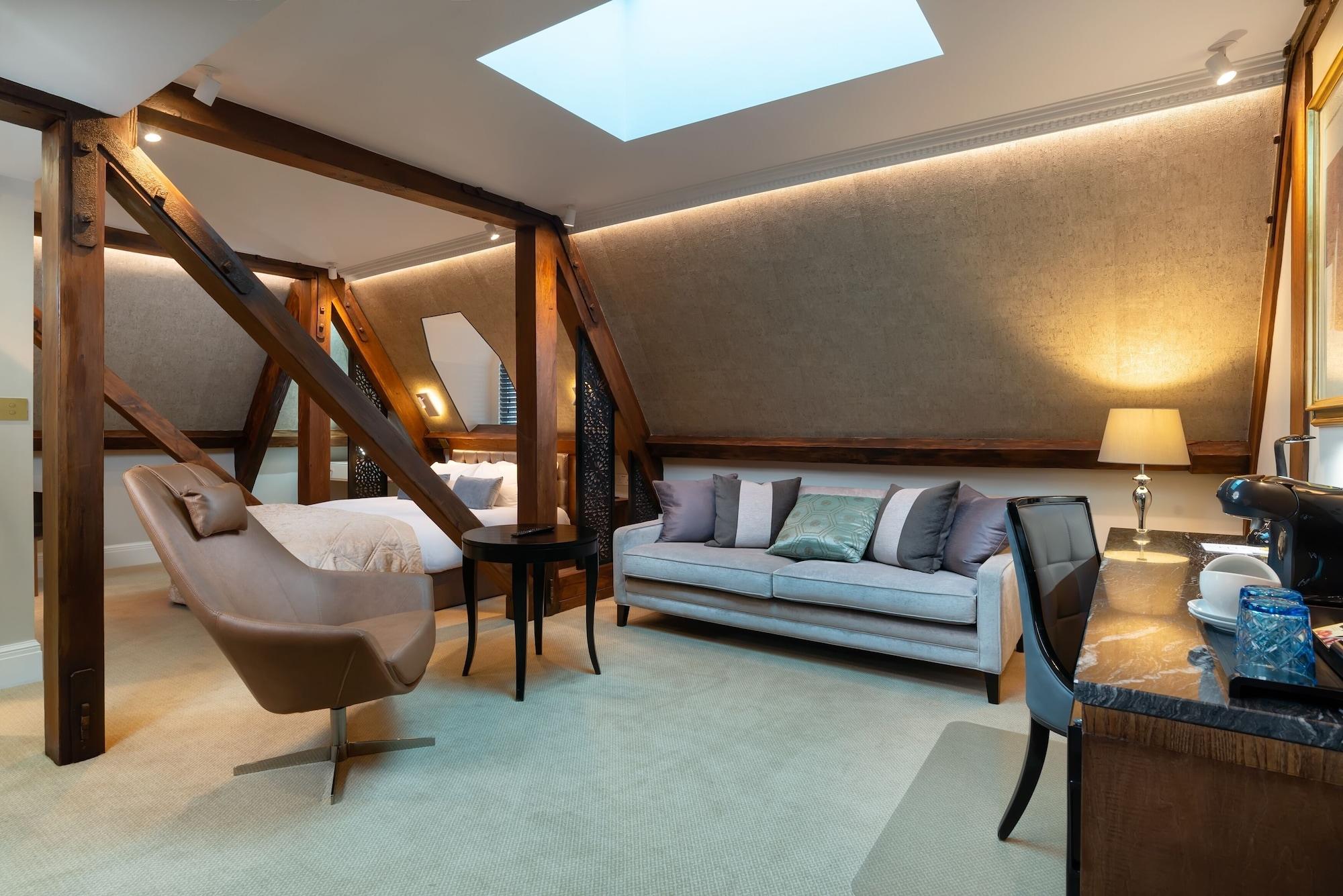The Lansbury Heritage A Sunday - Canary Wharf 4* Londra