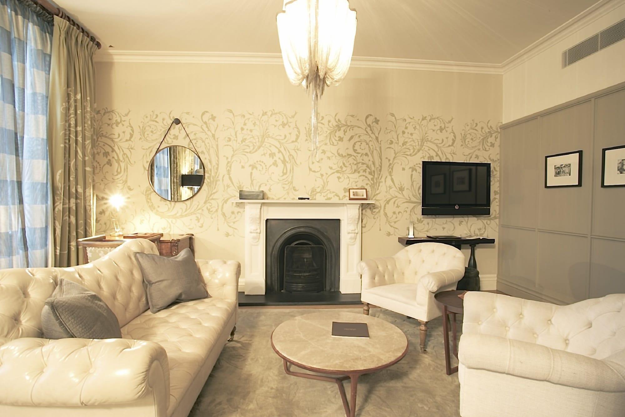 Hotel The Adria London