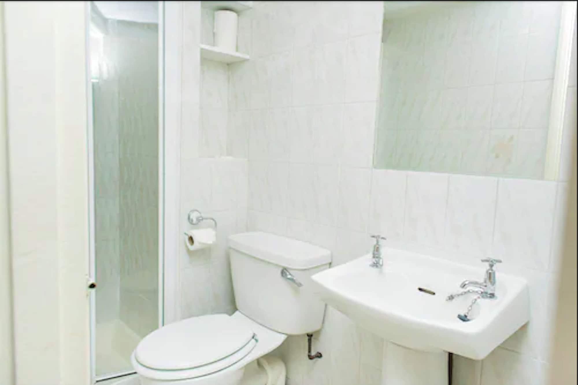 Hotel Avonmore London