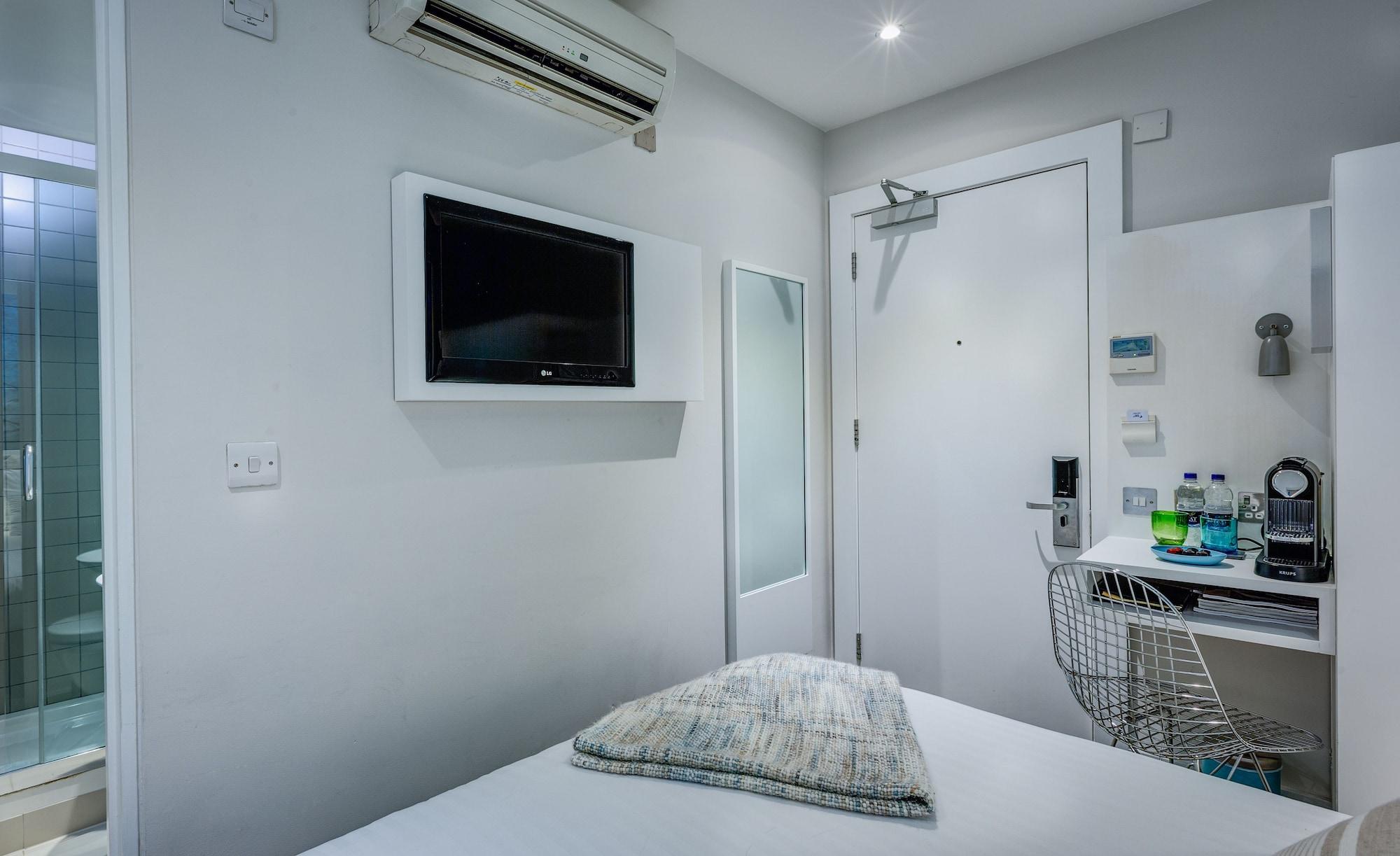 55 Hotel 4*