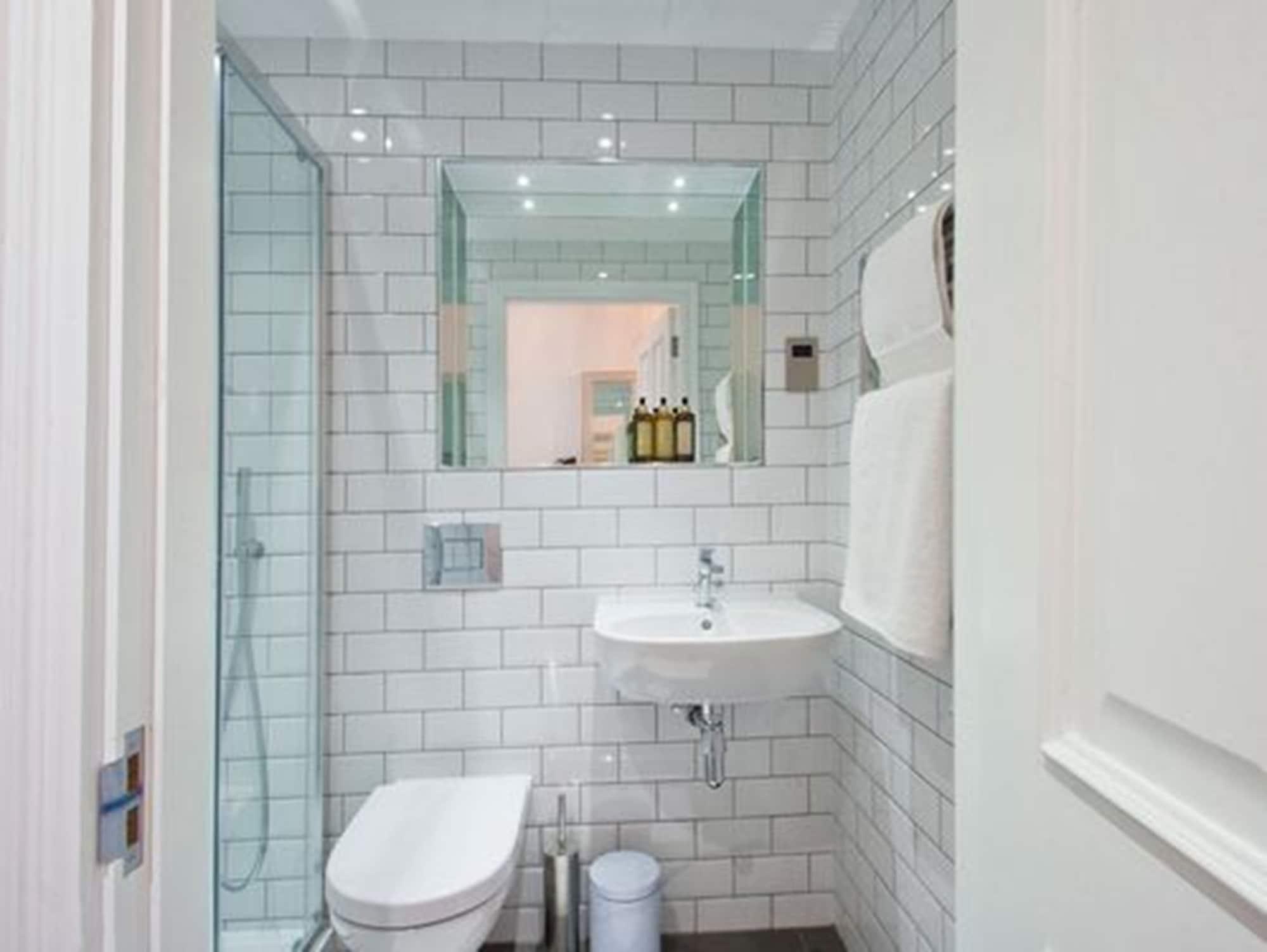 W12 Hotel 4*