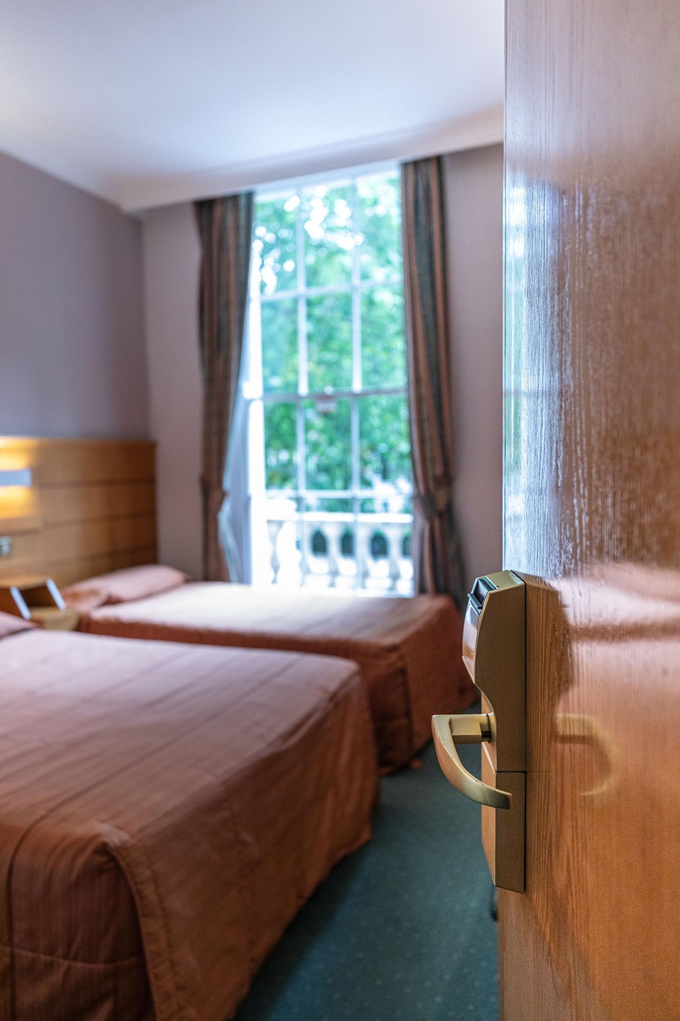 The Nayland Hotel