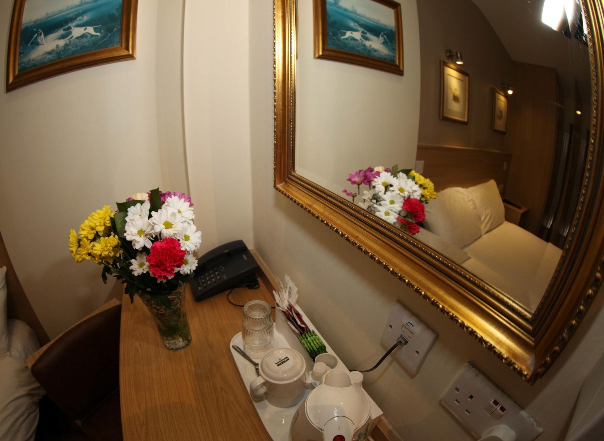 Holland Court 3* Londen