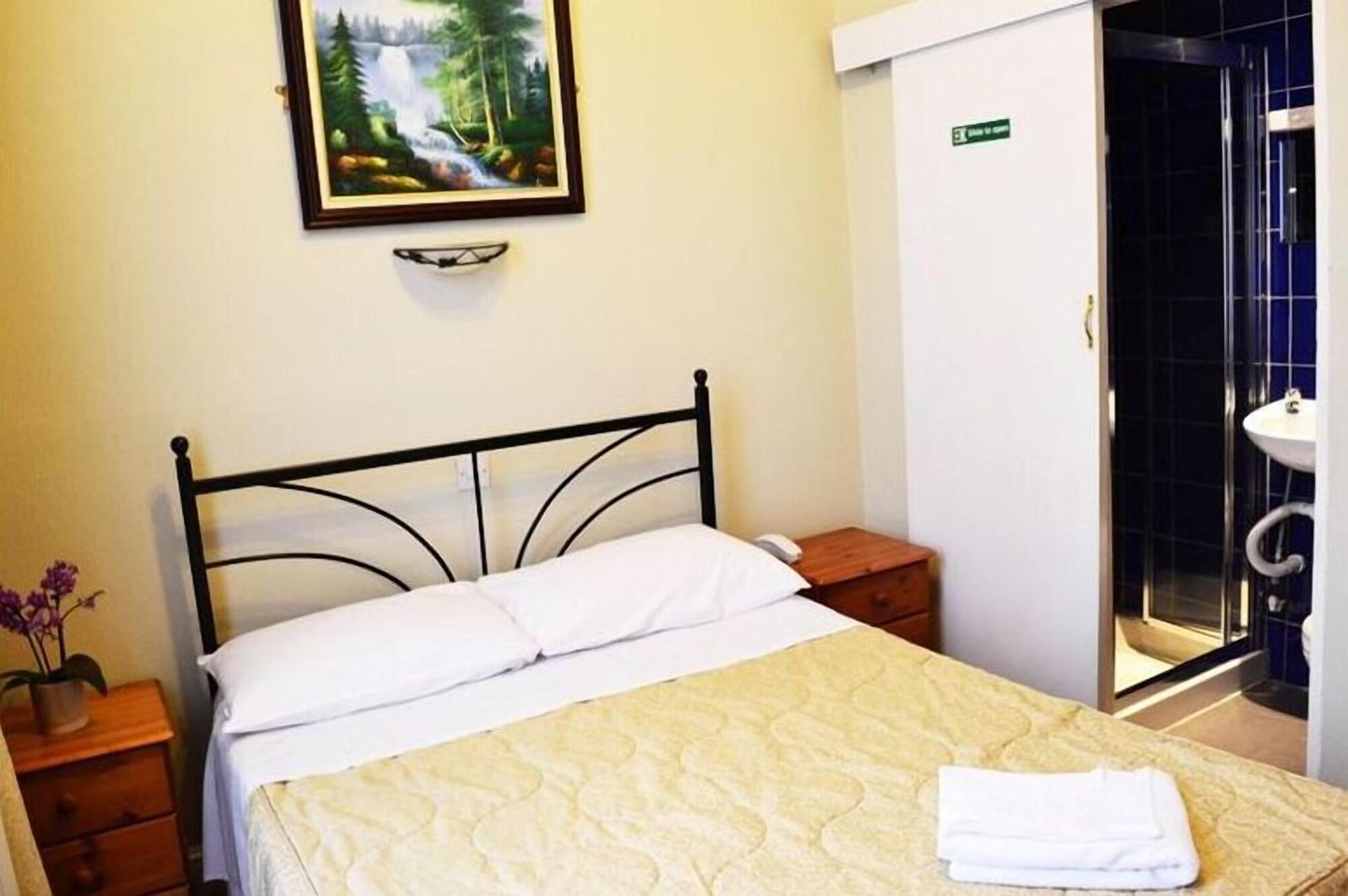 Central Hotel Hotell 2*