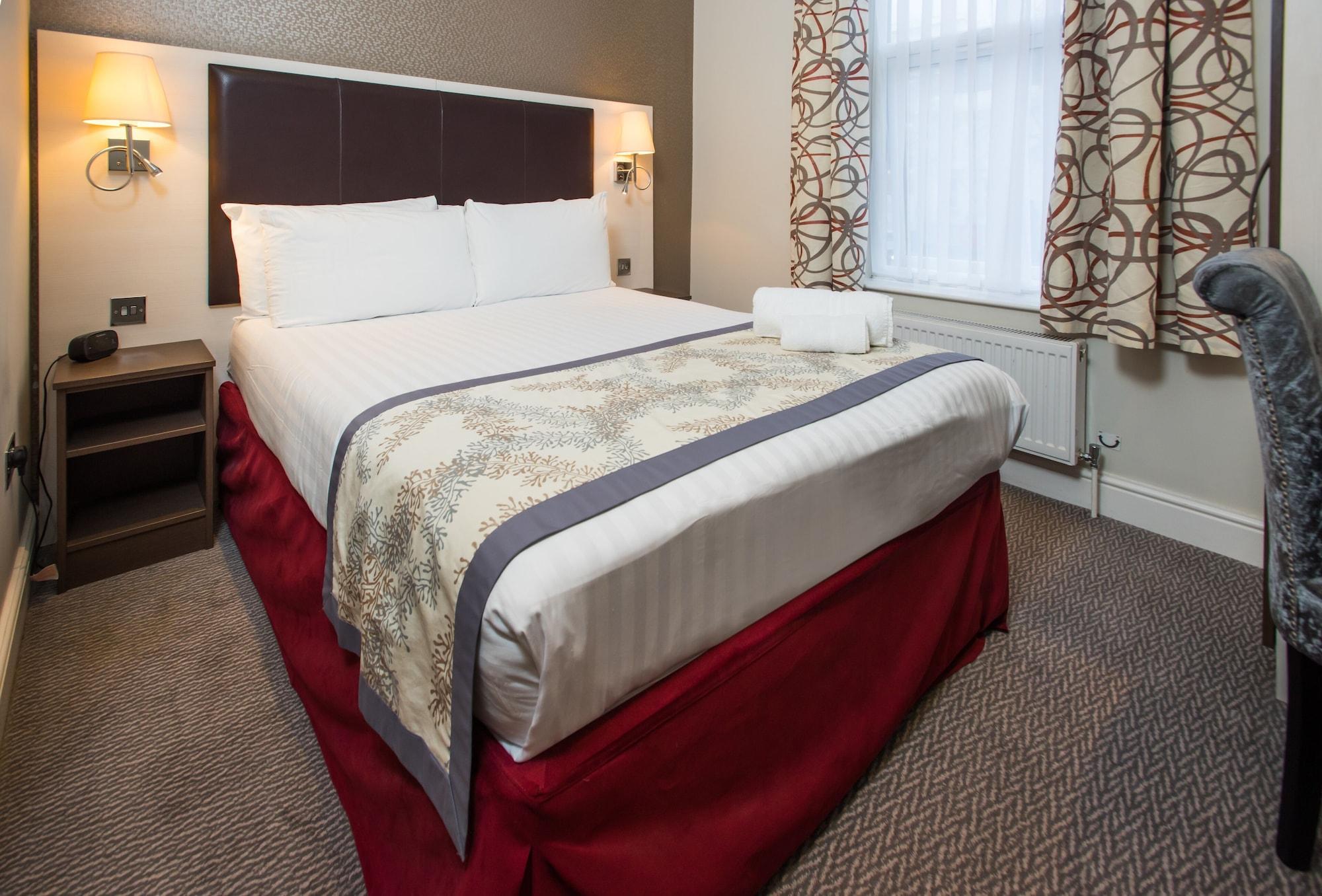 Western Chiswick Palace & Hotel London