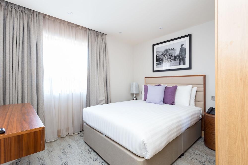 Sanctum International Belsize Apartment London