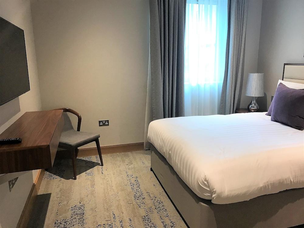 Sanctum International Belsize Apartment