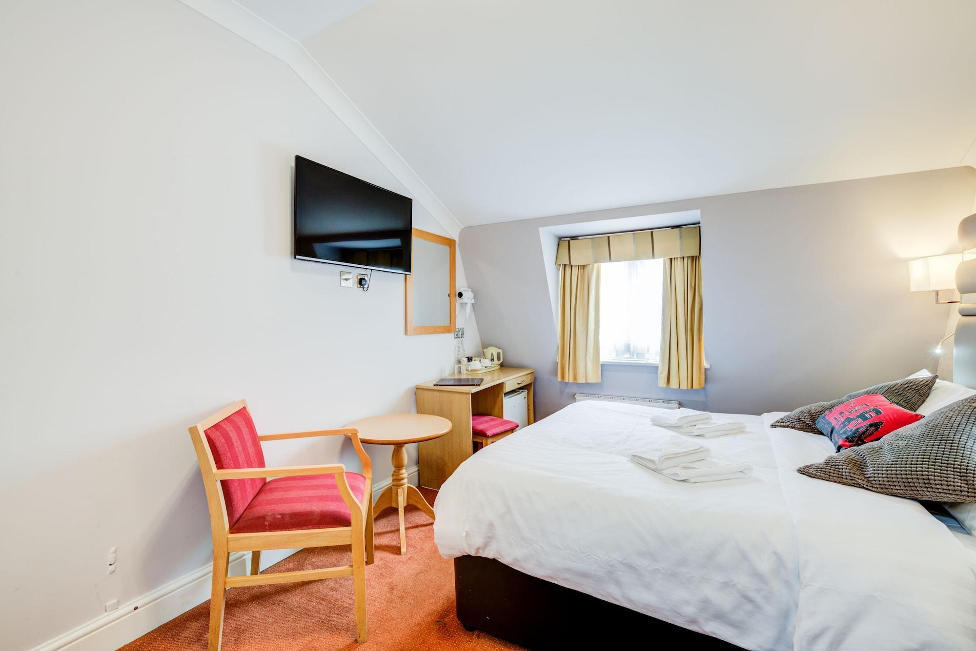 Admiral At Park Avenue 3* London