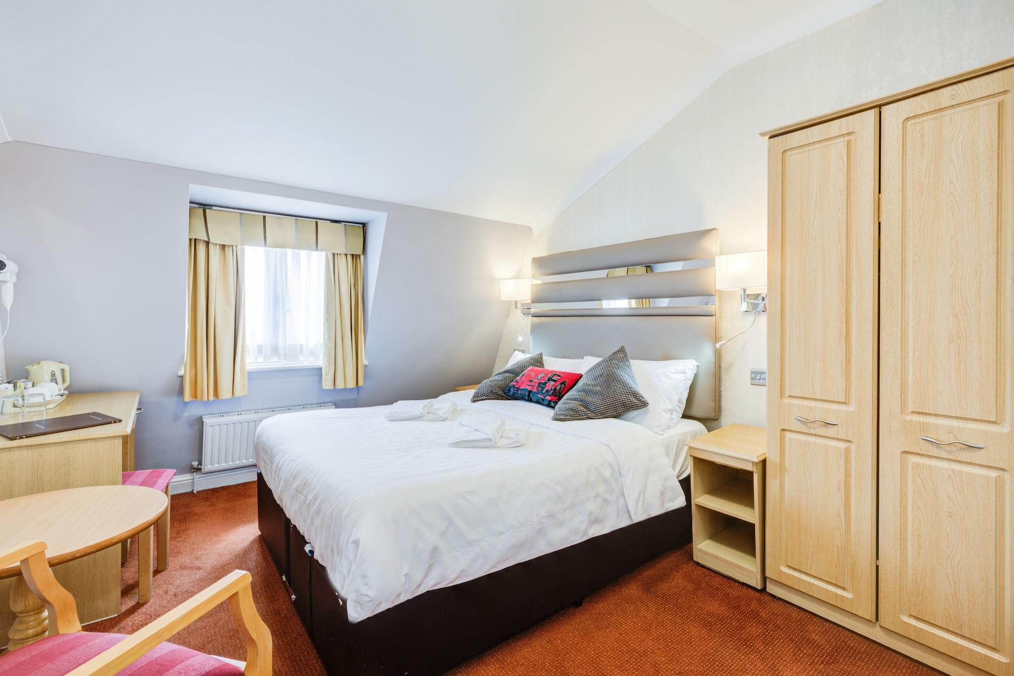 Hotell Admiral At Park Avenue 3*