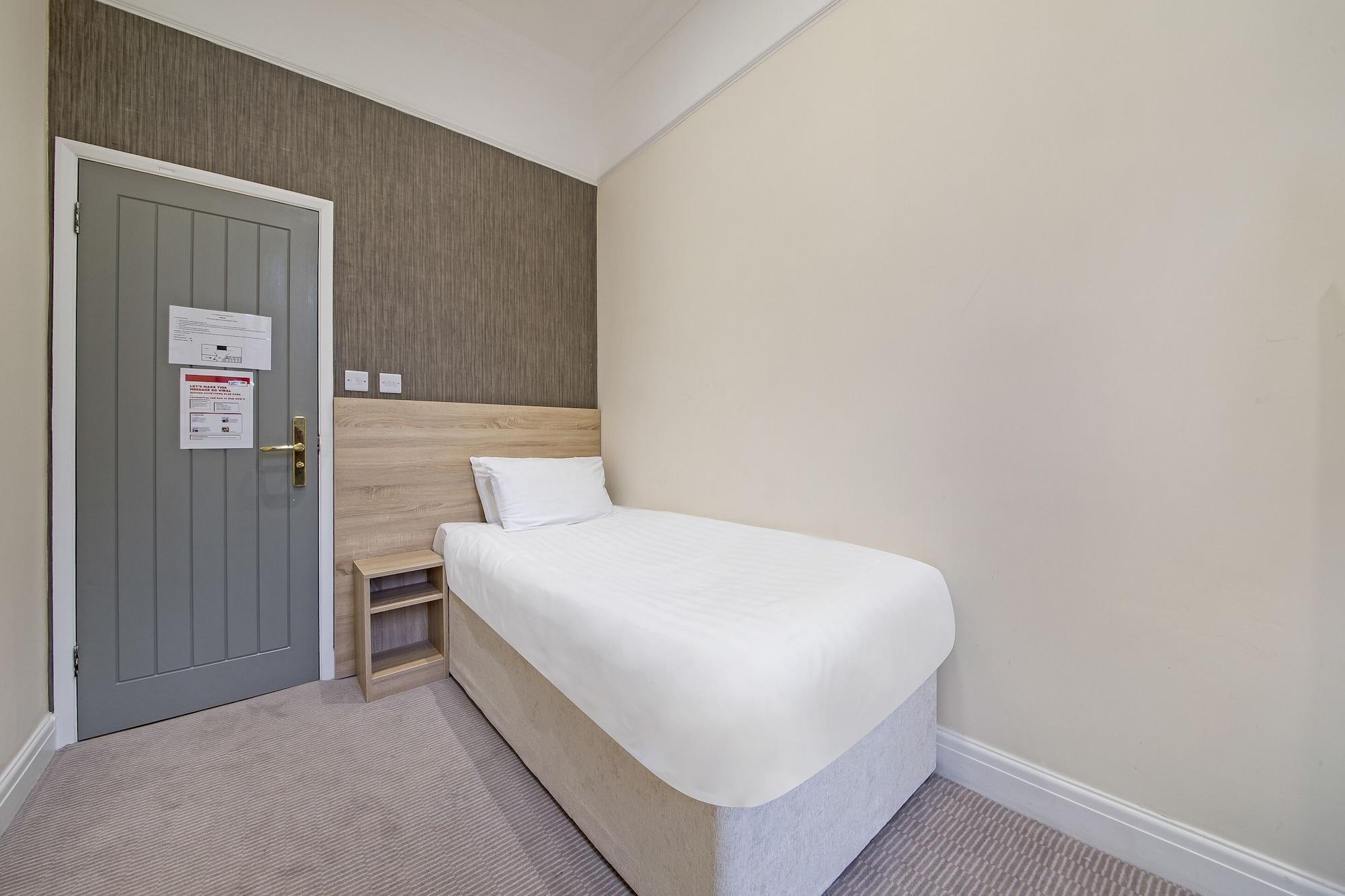 Hotel Oyo 24 Sussex, Paddington London
