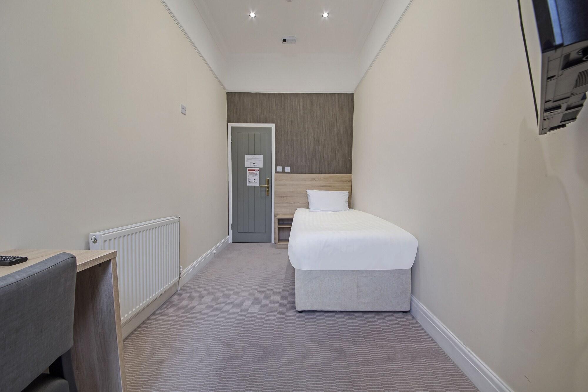Oyo 24 Sussex, Paddington Hotel 3*
