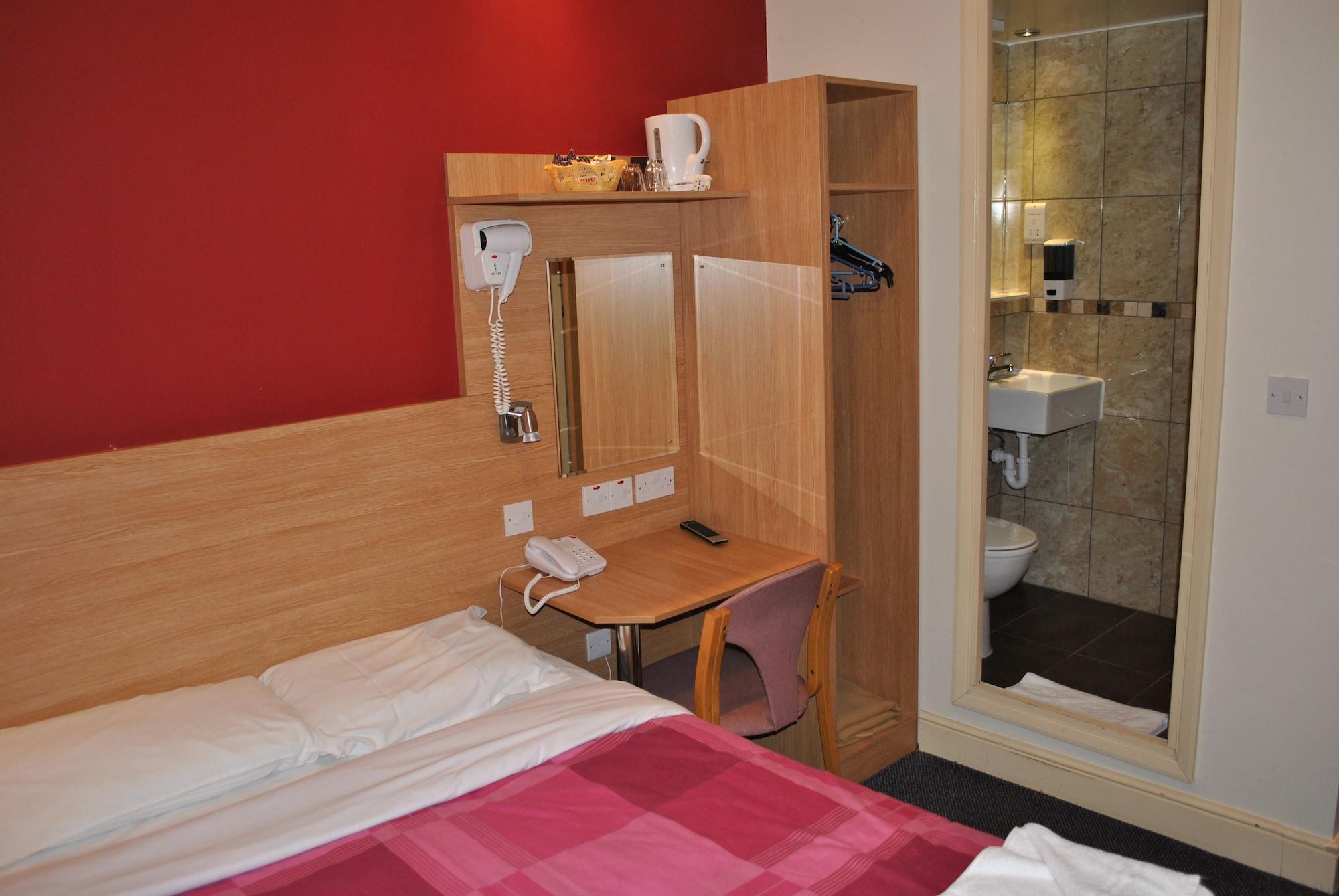 Guest house Carlton 2*