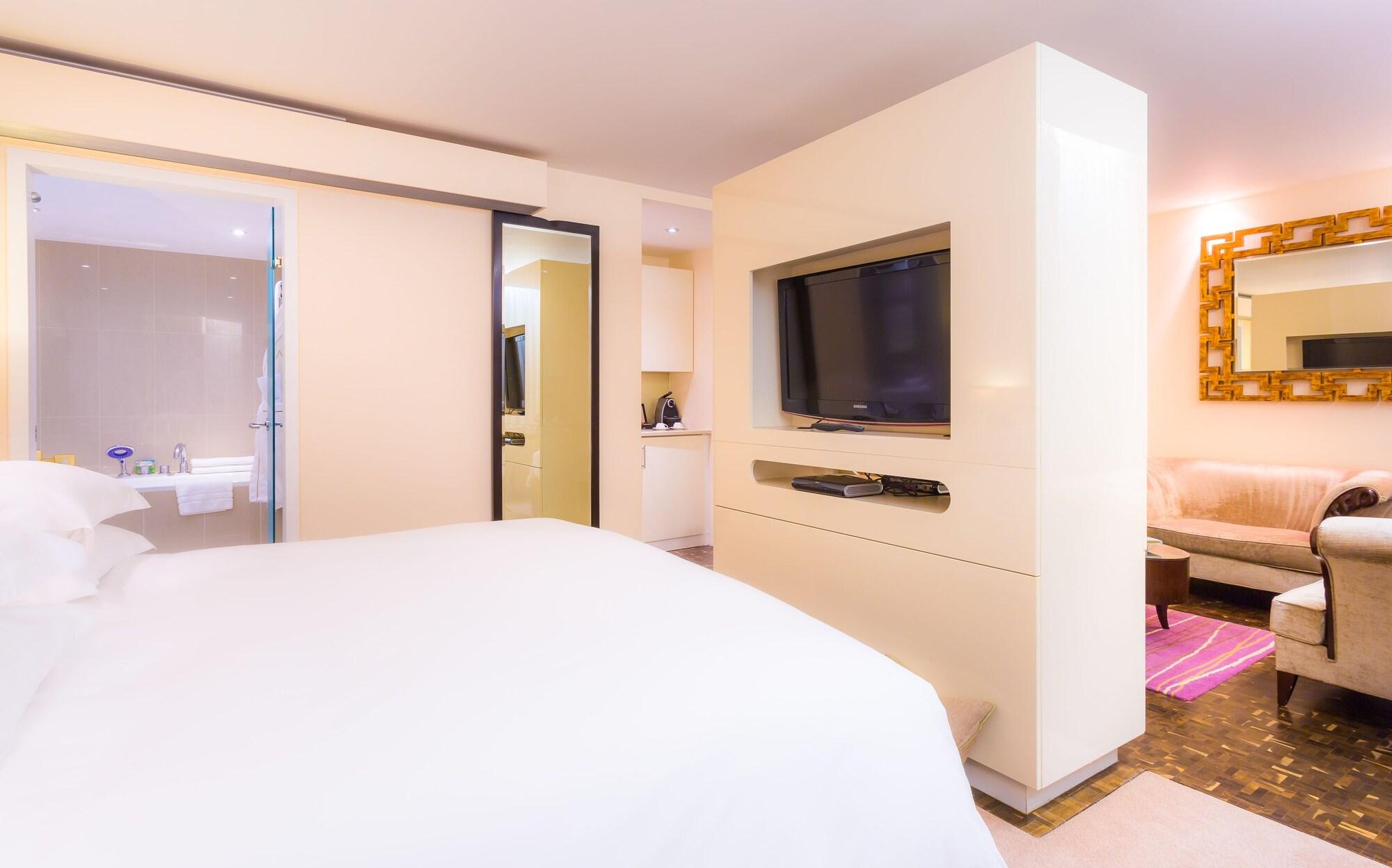Manchester Street Hotel 4*