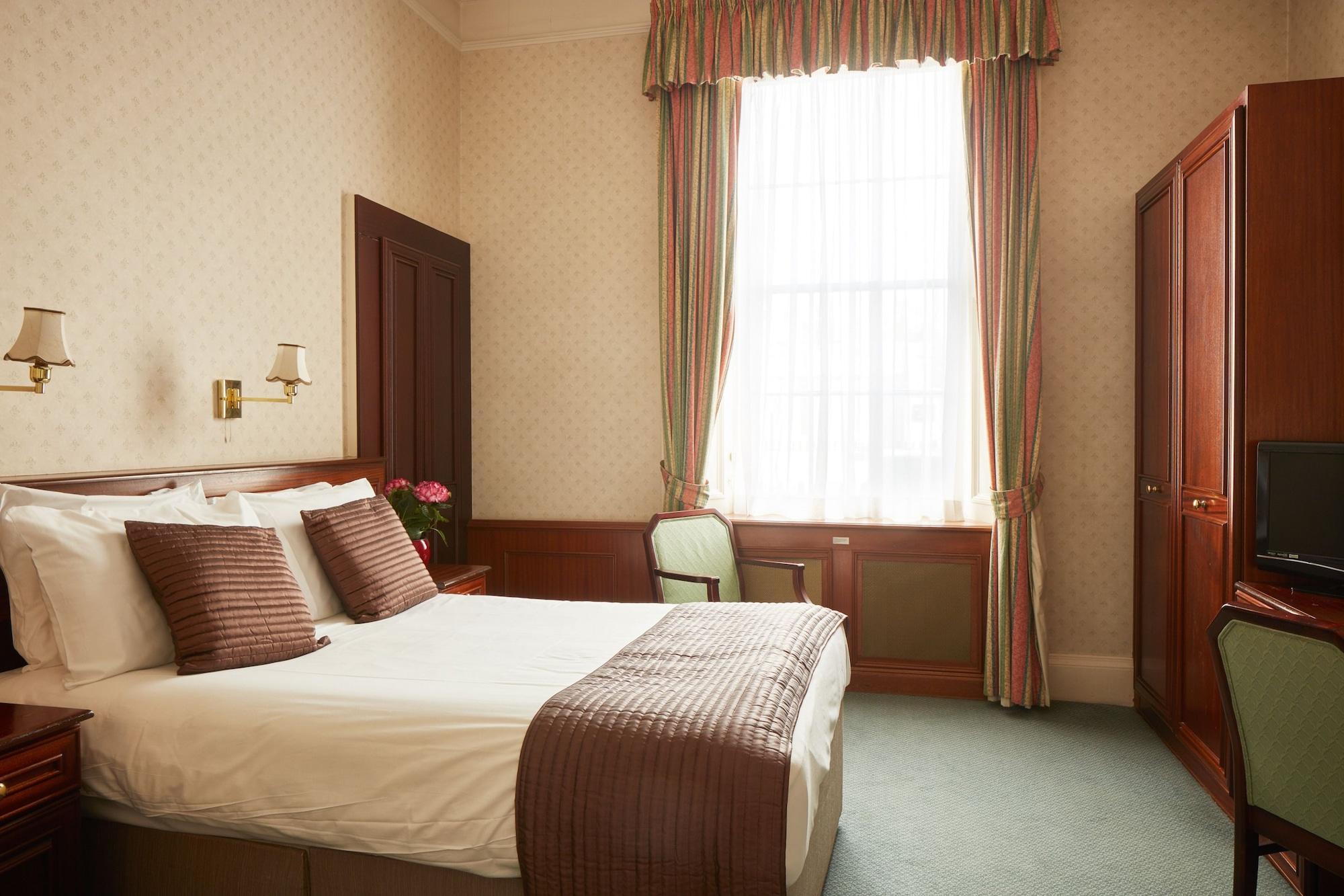 The Diplomat Hotel 3*
