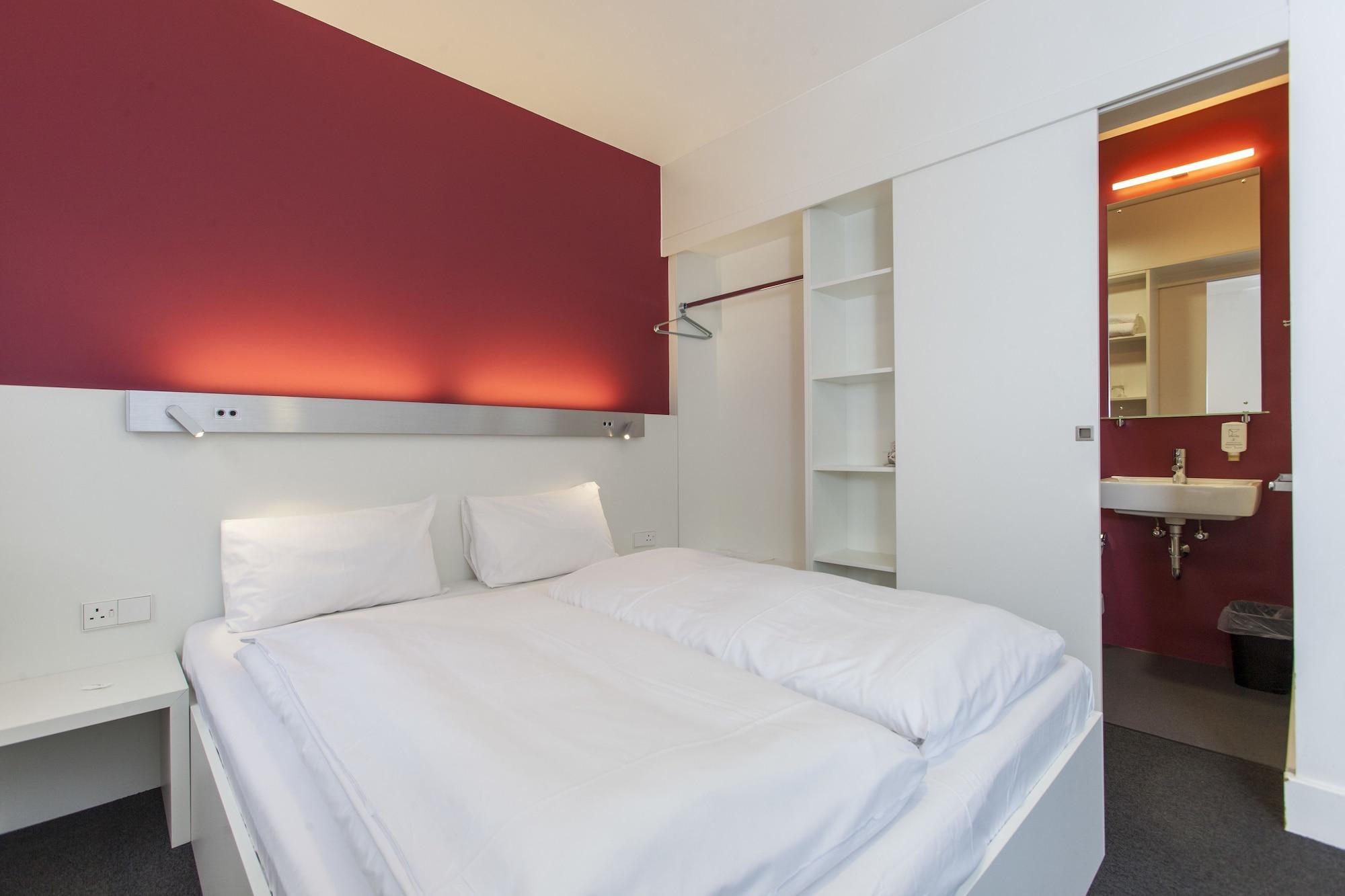 Mk Hotel 2*