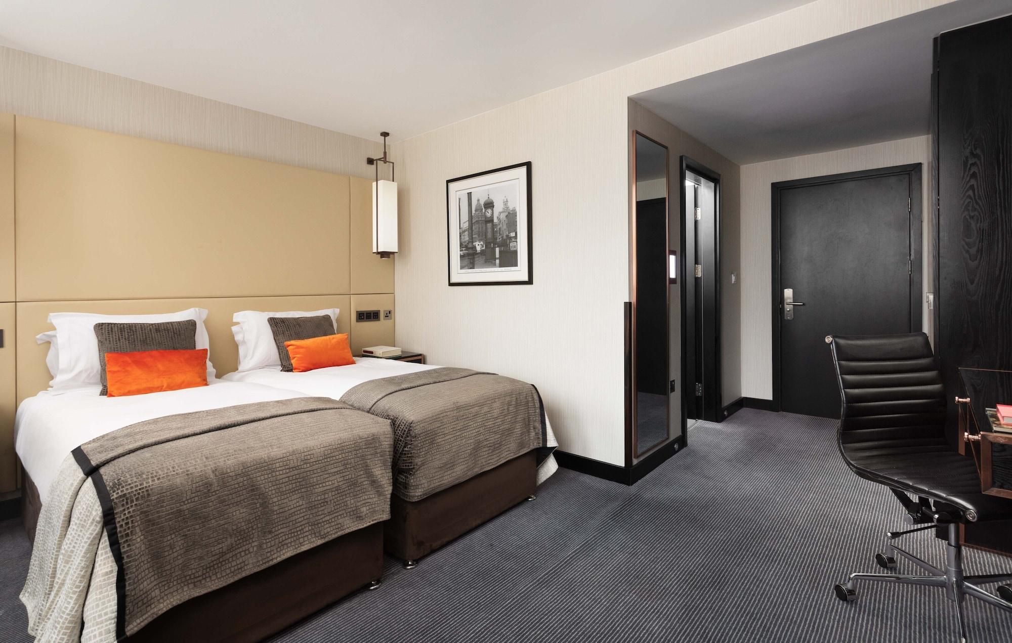Montcalm Royal House, 5*