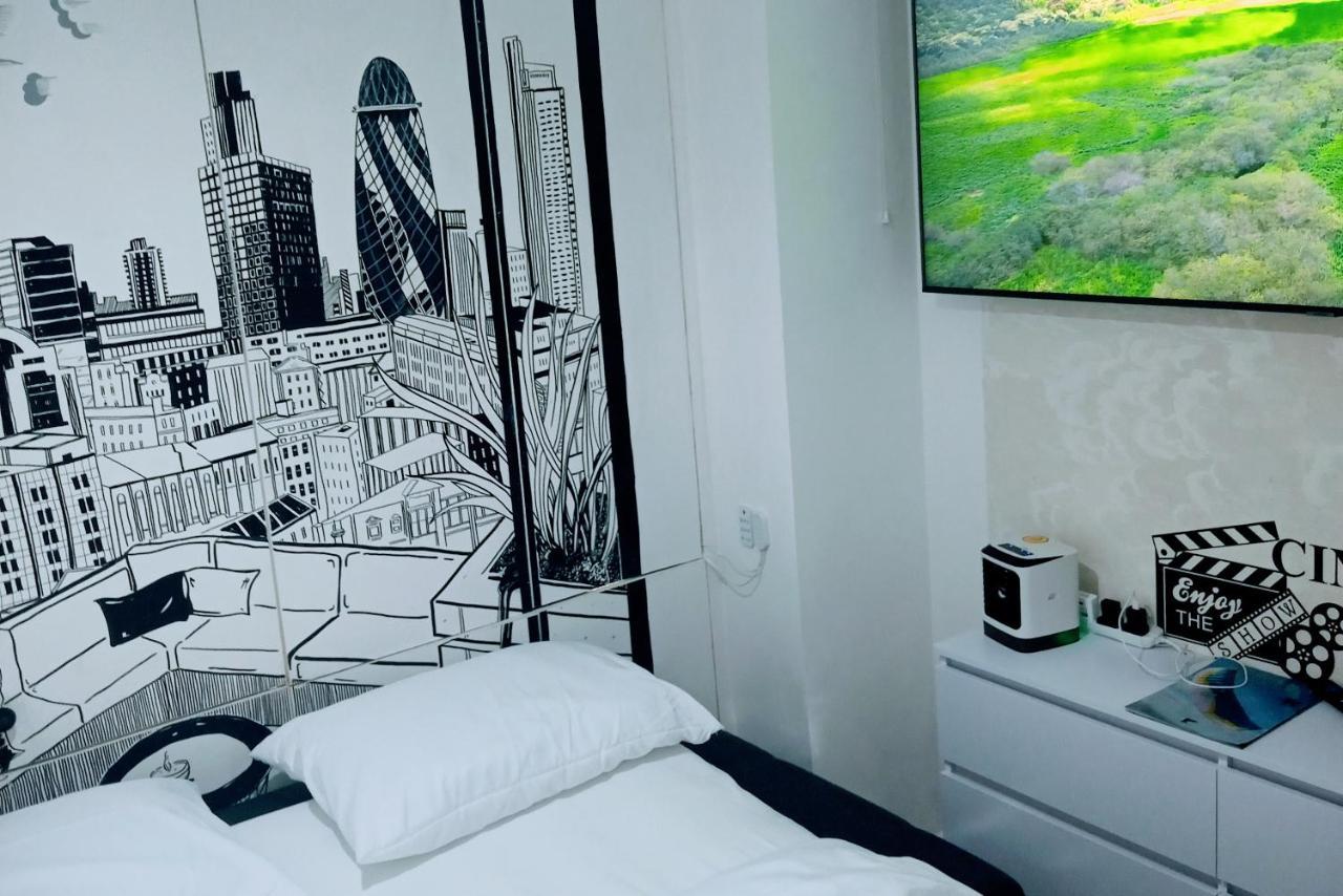 Gorgeous Flatc Liverpool St Station London