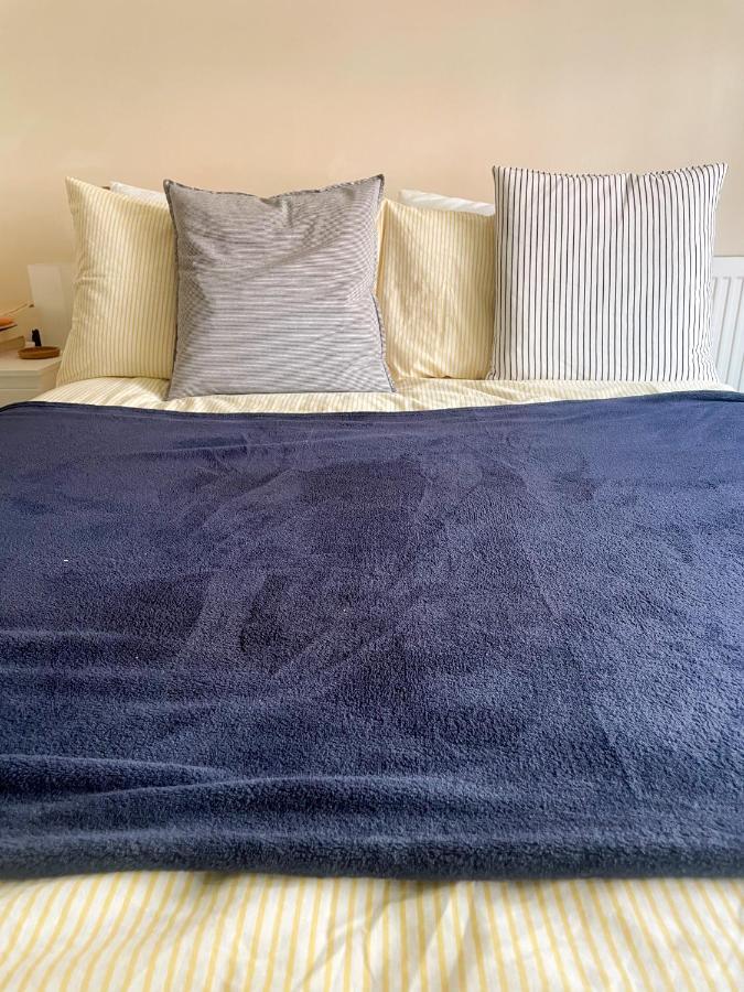 Flat 76 Felbridge House Apartment