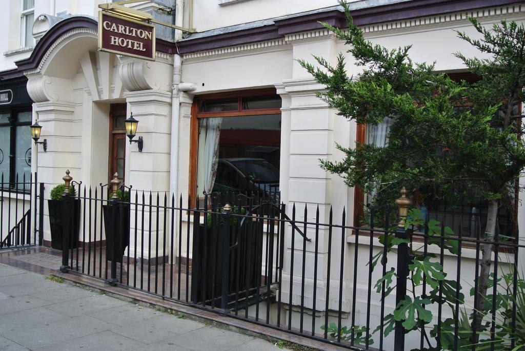 Hotell Carlton 2*