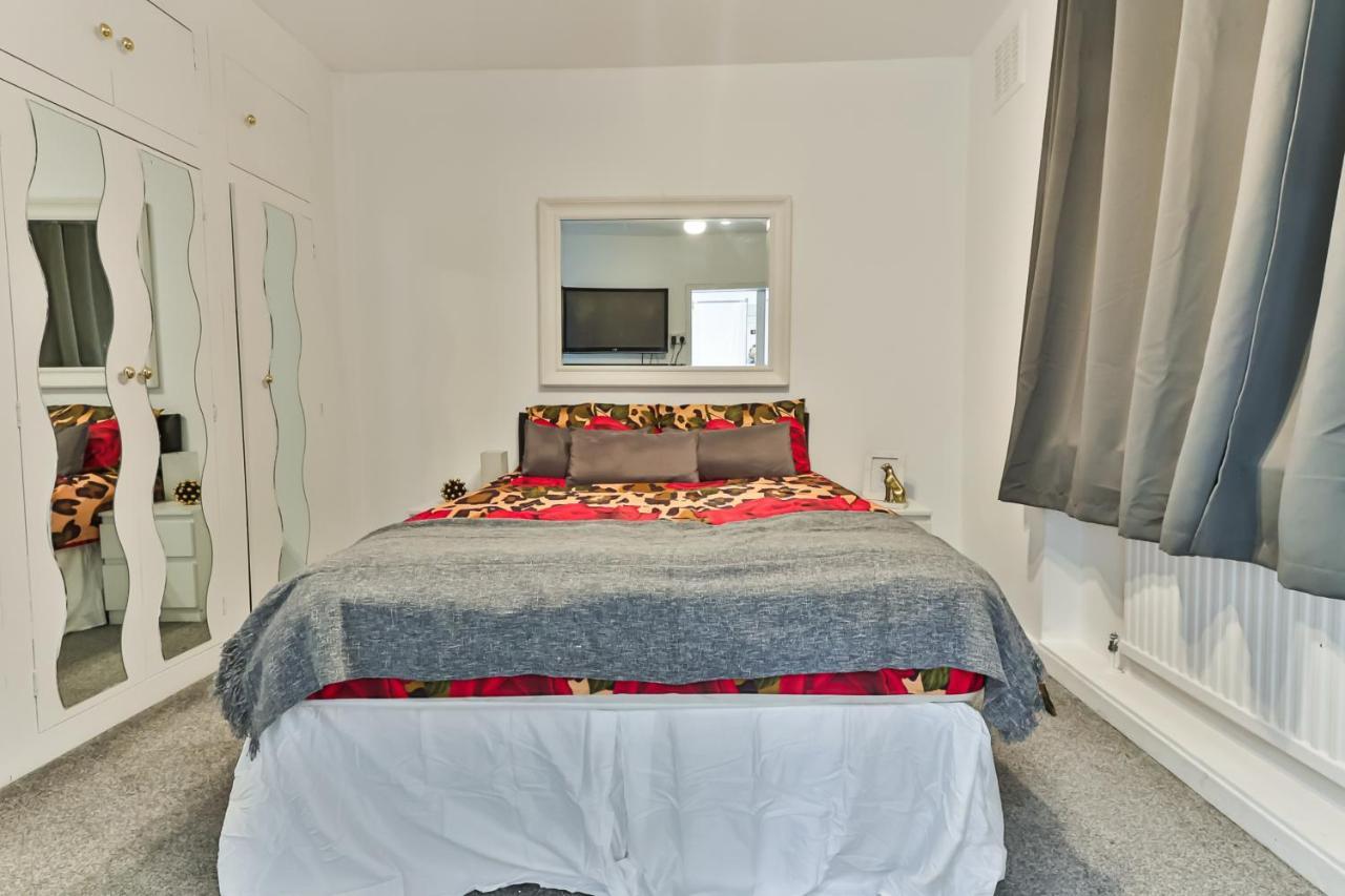 Gorgeous 4 Bedroom 5 Bathrooms House In Marble Arch, Near Oxford Street Feriehus