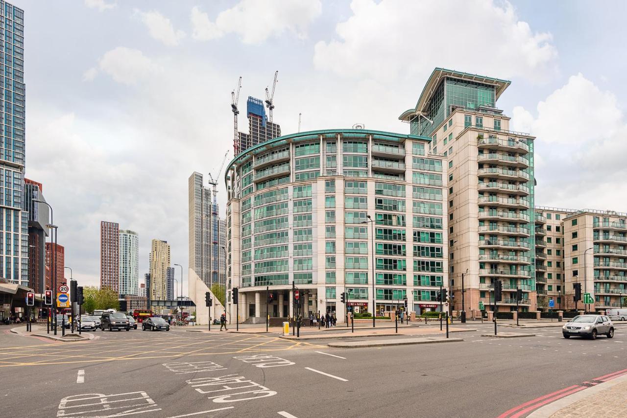 Riverside 2-bedroom Apartment London