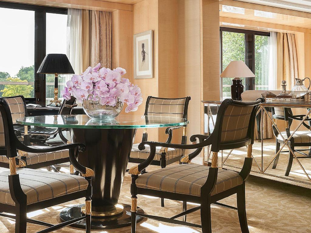 Hotel Four Seasons At Park Lane