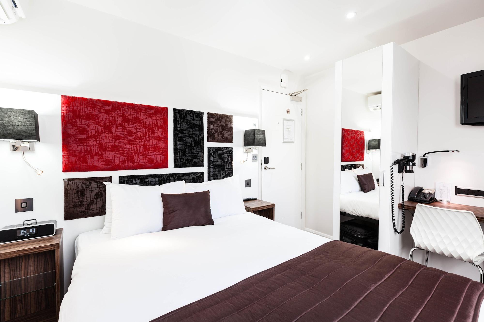 Chiswick Hotel 4*