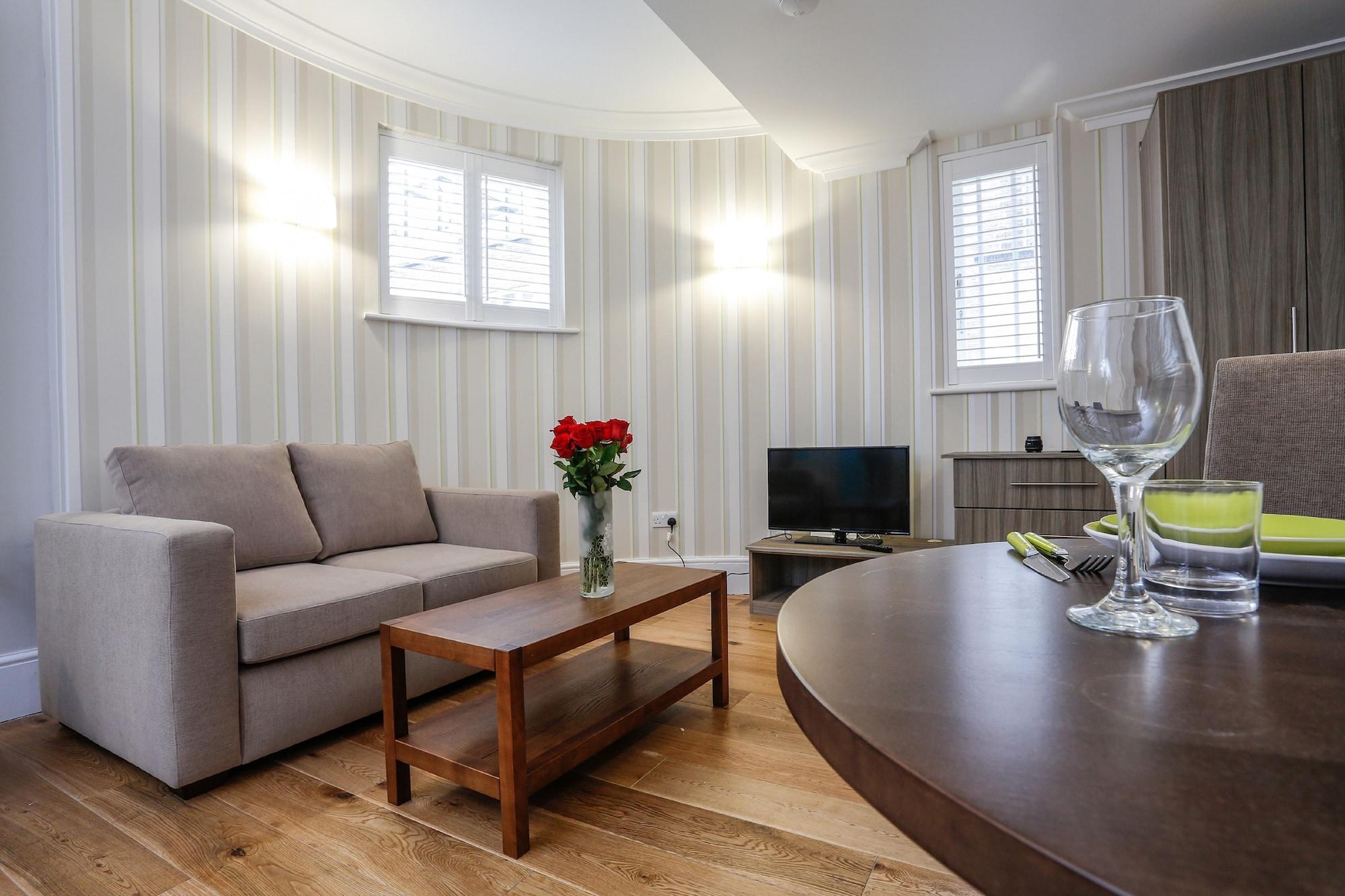 Lancaster Gate Apartment London
