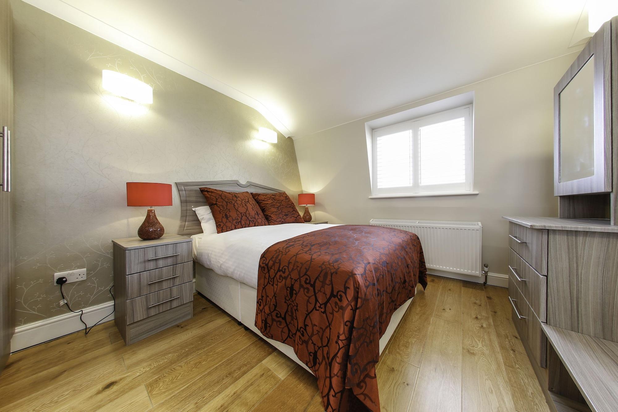 Lancaster Gate Apartment