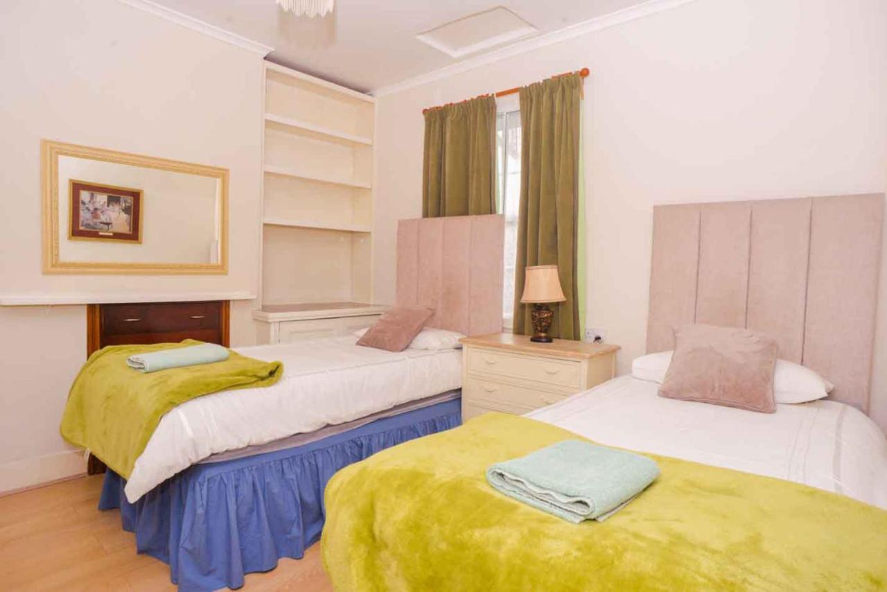 Pedro Host Family Homestay London