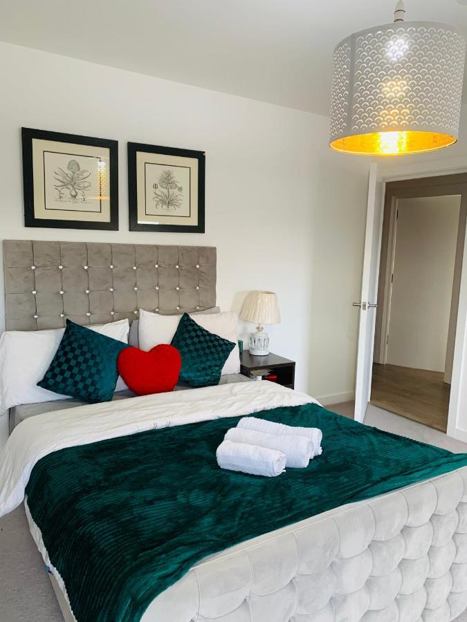 Beautiful 2-Bed Apartment In London Apartment *