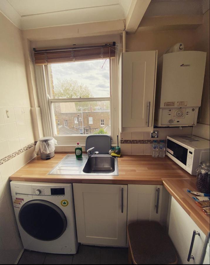 Complete 1 Bedroom With Wi-fi, Kitchen, Tv In Heart Of Chiswick, Appartement Londres