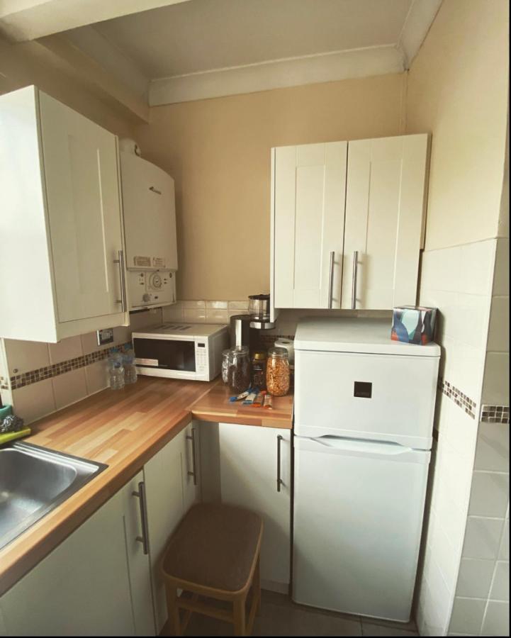 Appartement Complete 1 Bedroom With Wi-fi, Kitchen, Tv In Heart Of Chiswick, *