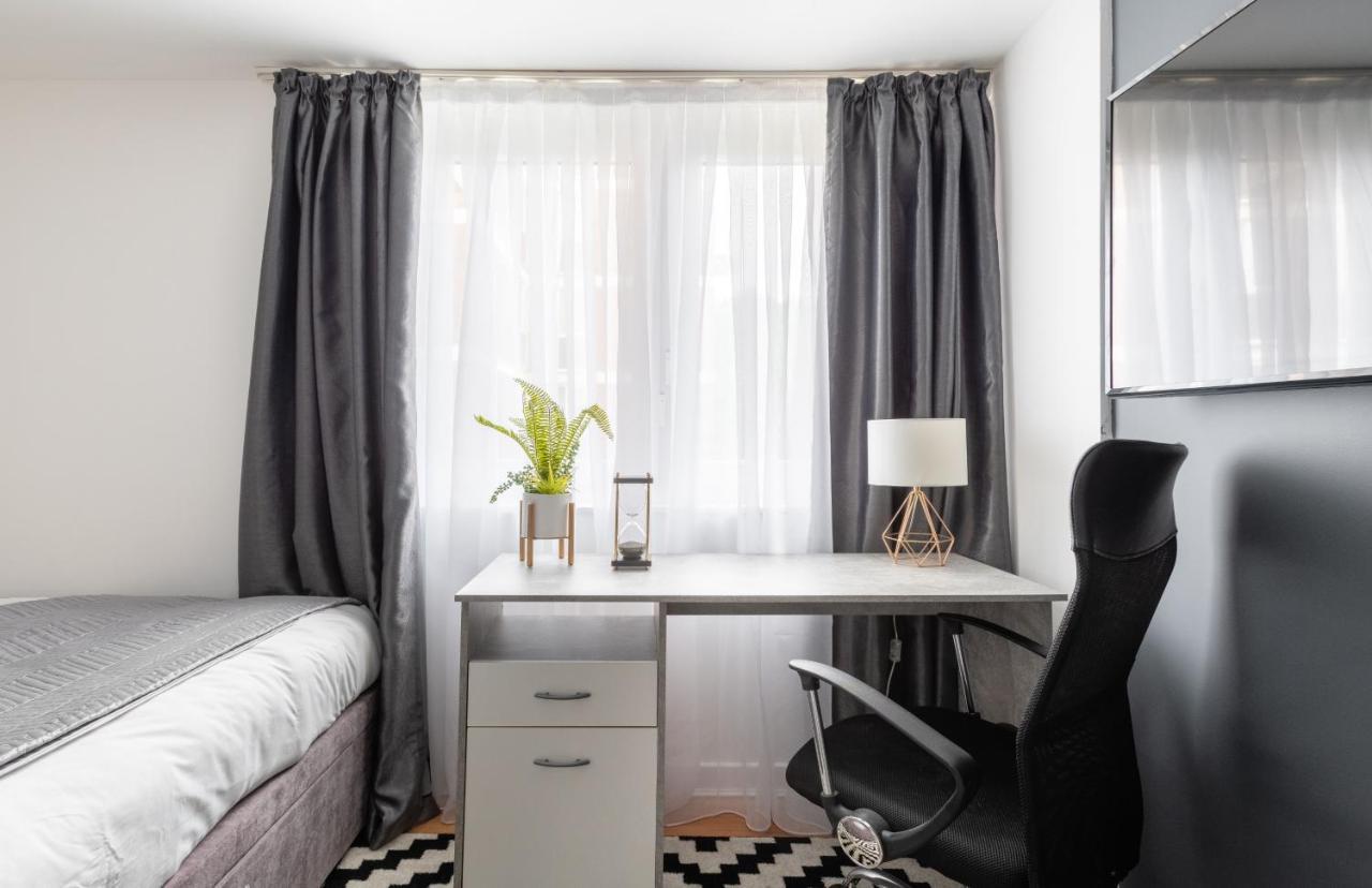 Apartment Spacious And Modern 4 Bed Next To Borough Station