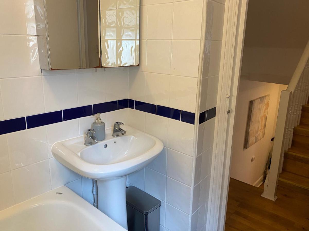 Spacious 2-bed Flat With Garden, 3 Minutes Walk From Oval Tube Station Appartement