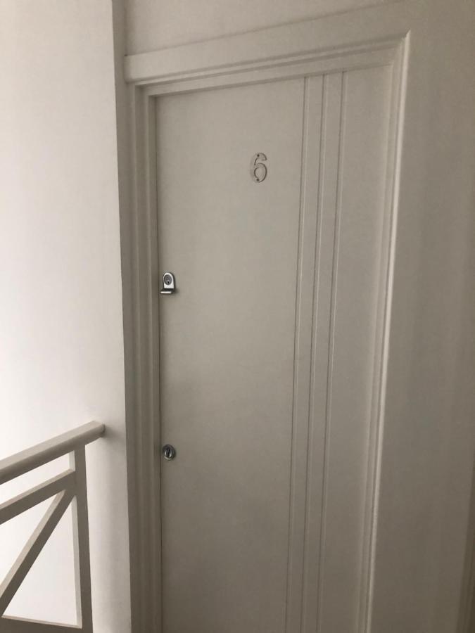 Homestay Modern Furnished Studio London