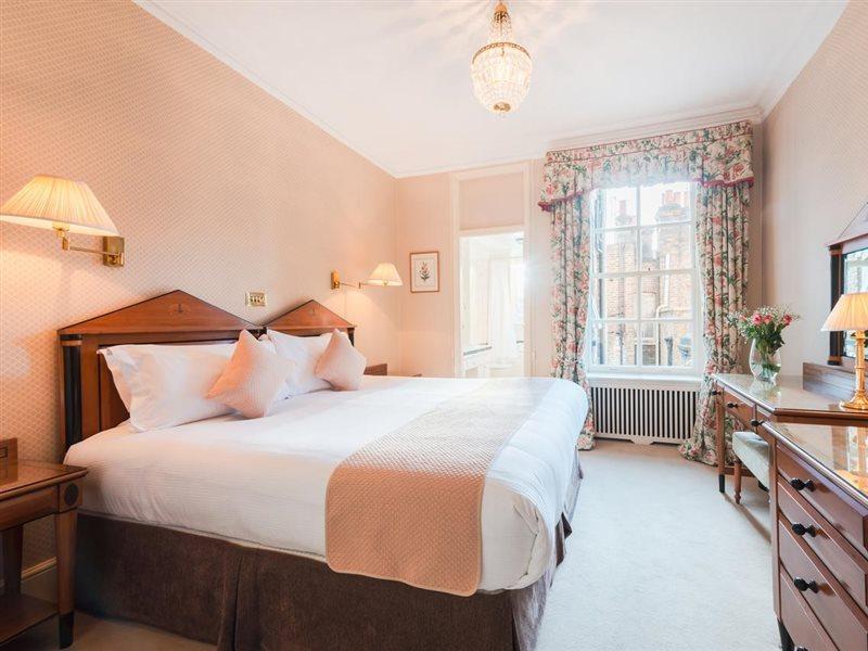 Lägenhetshotell 44 Curzon Street By Mansley 4*