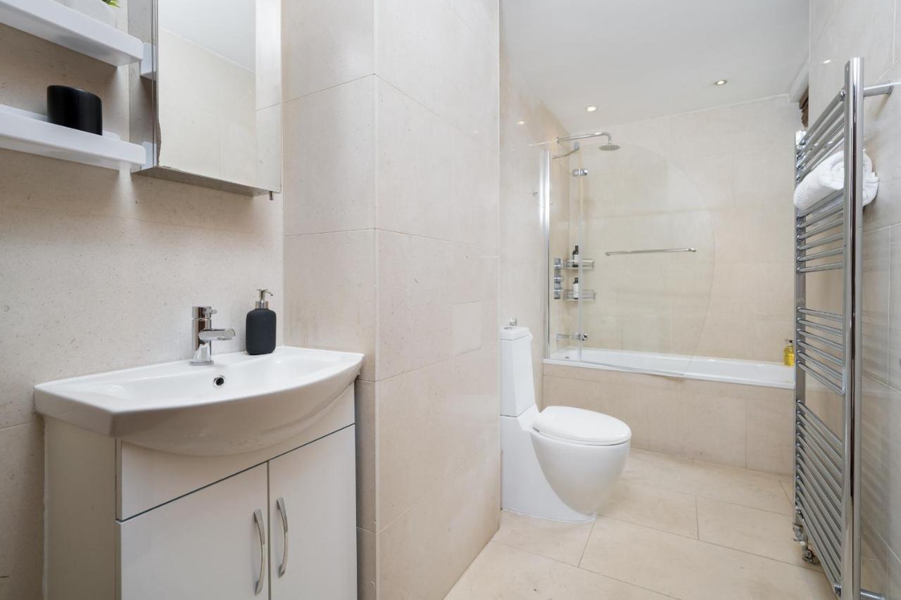 Appartement Location 2 Bedr, 3 Beds, Covent Grdn, China Town Londres