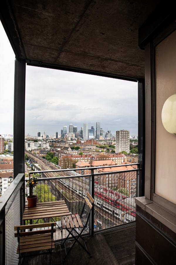 - Shadwell - Wrap Around Balcony W Scenic View London