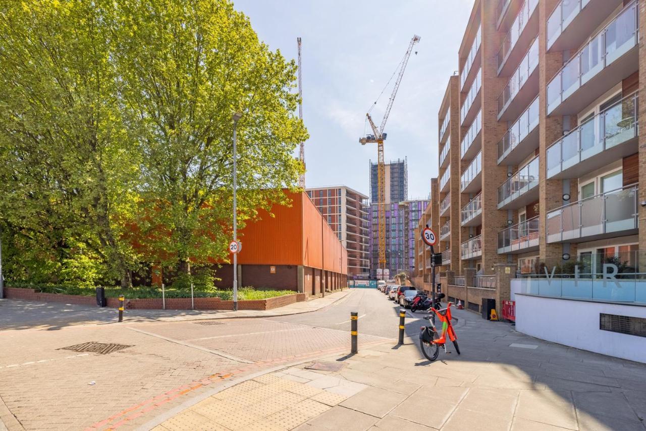 The Nine Elms Lane Arms - Stunning&bright 2bdr Flat