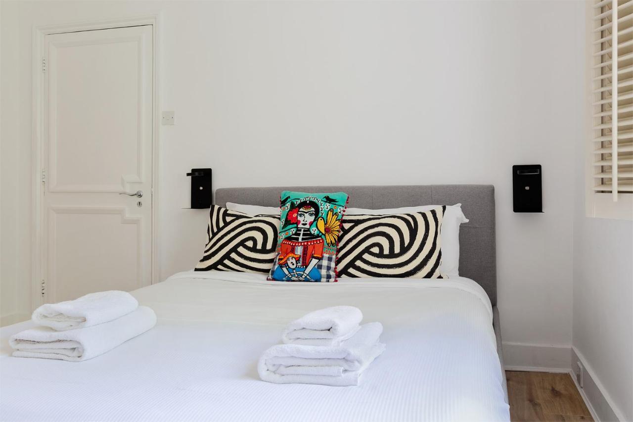 Appartement Beautiful 2 Bedrooms In Knightsbridge Londen
